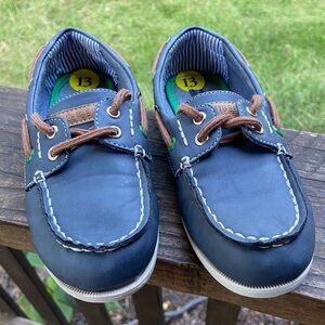 Tommy Hilfiger Navy Douglas Boys Boat Shoe Loafers for Kids Casual Sneakers